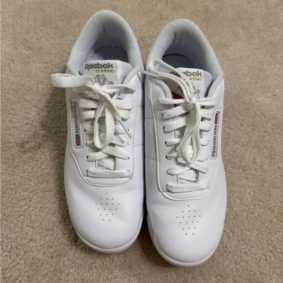 Women’s Reebok Classics Sz 8 - Picture 1 of 6